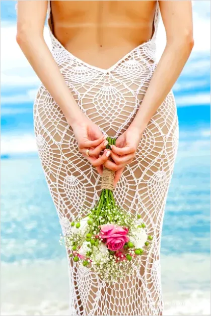 Detail Underwater Wedding Dress Photo Number 16