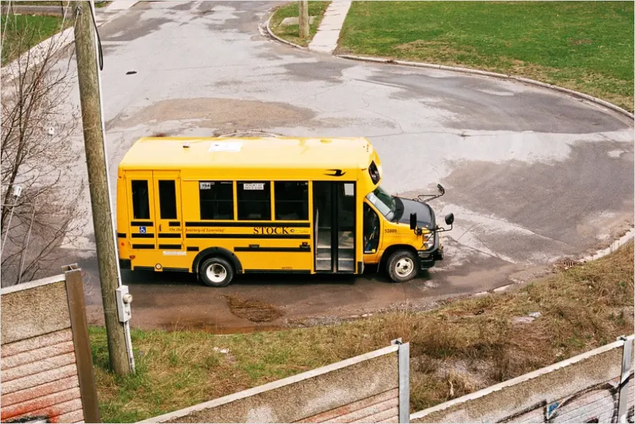Detail Yellow School Bus Photo Number 5