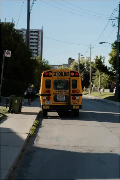 Detail Yellow School Bus Photo Number 6