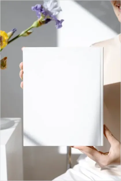 Detail Annual Report Booklet Mockup Photo Number 5