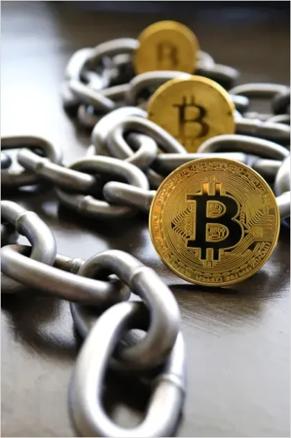 Detail Blockchain Cryptocurrency Concept Illustration Number 5