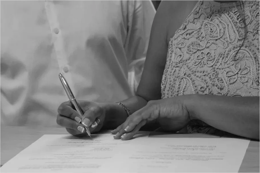 Detail Business Partnership Agreement Signing Photo Number 6