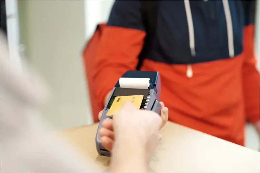 Detail Credit Card Payment Terminal Close Up Photo Number 3