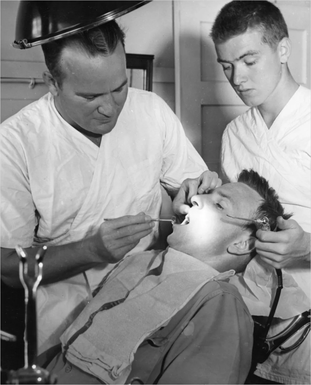 Detail Dentist Examining Patient Mouth Close Up Number 2