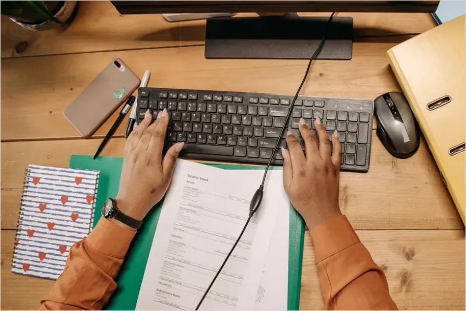 Detail Employee Onboarding Paperwork Flat Lay Number 5