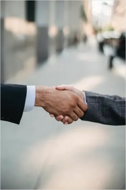 Detail Executive Handshake Suit Close Up Photo Number 7