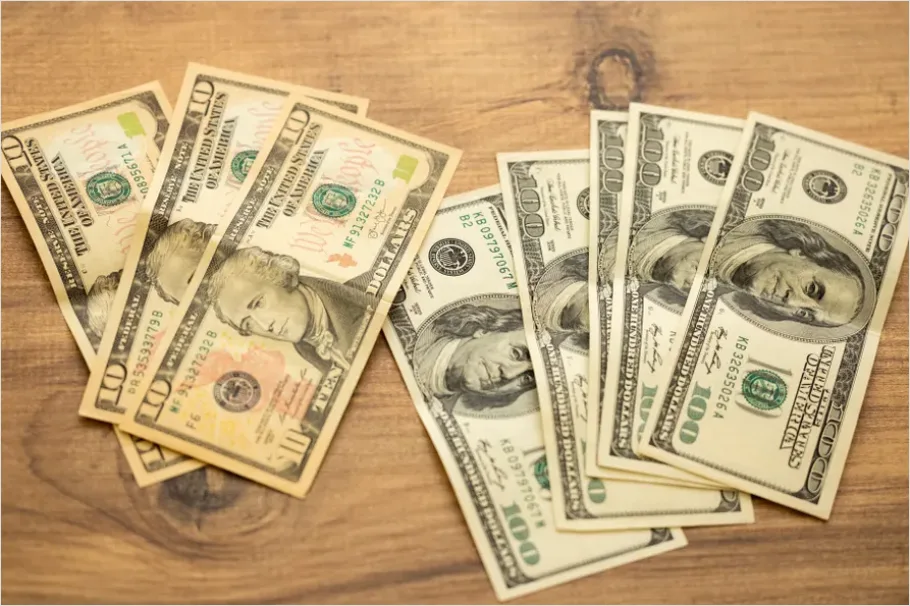 Detail Federal Reserve Interest Rates Concept Photo Number 2