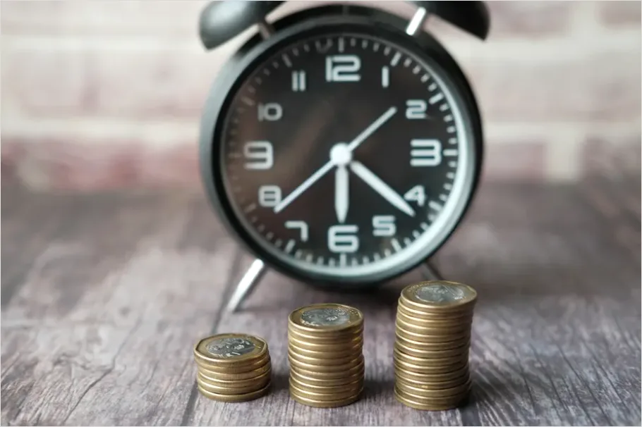 Detail Federal Reserve Interest Rates Concept Photo Number 11