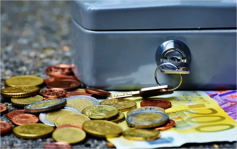 Detail Financial Security Concept Lock And Money Photo Number 2
