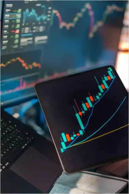 Detail Forex Trading Chart On Screen Photo Number 9