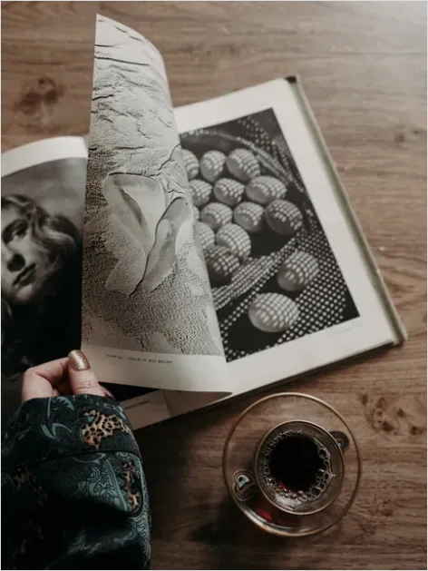 Detail Illustration Portfolio Pages On Table Number 10