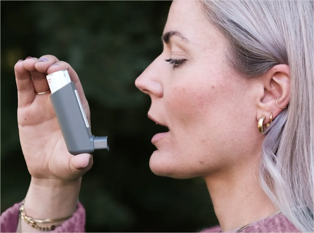 Detail Inhaler In Hand Asthma Management Number 9