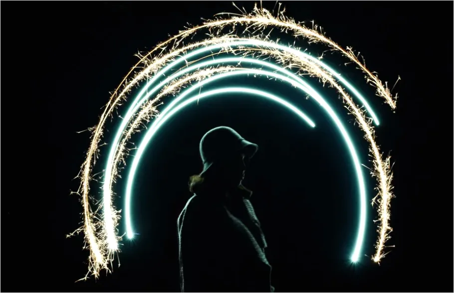 Detail Light Painting Artistic Long Exposure Photo Number 14