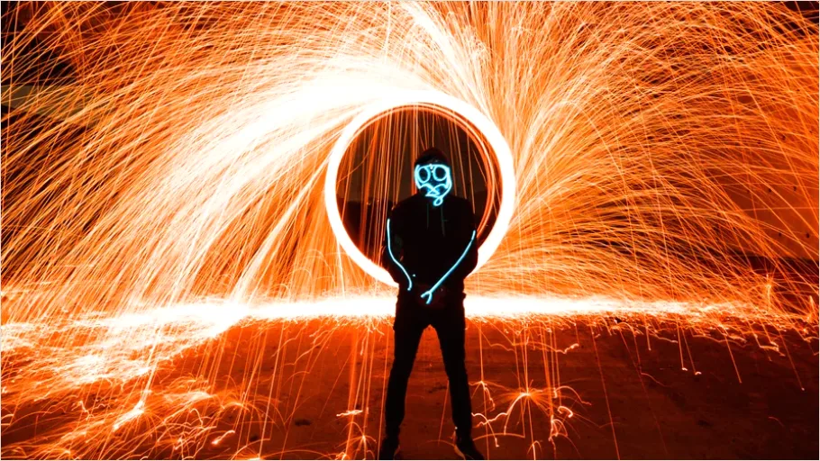 Detail Light Painting Artistic Long Exposure Photo Number 8