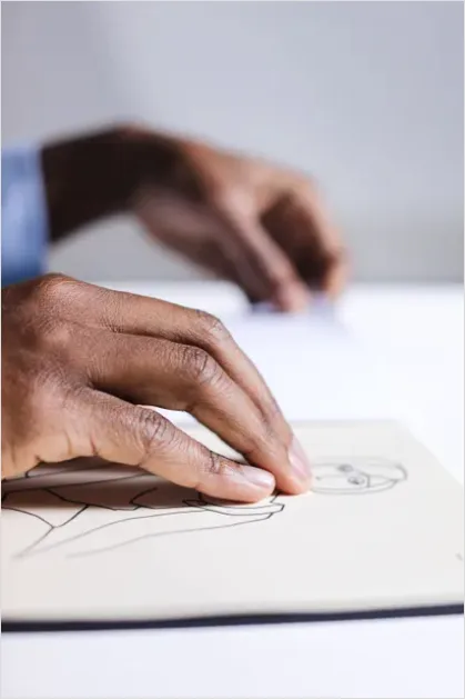 Detail Minimalist Line Art Drawing Number 12