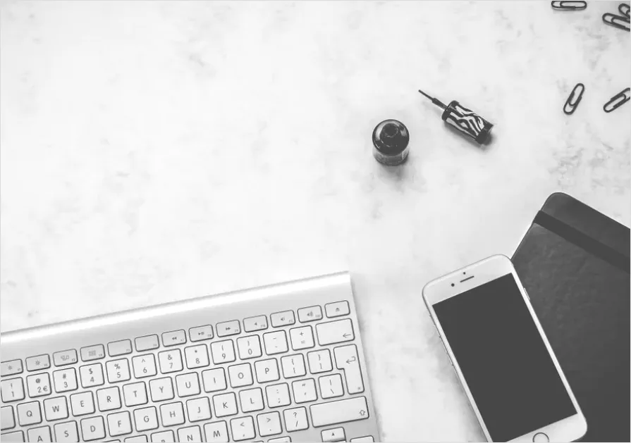Detail Modern Office Desk Setup Flat Lay Number 12