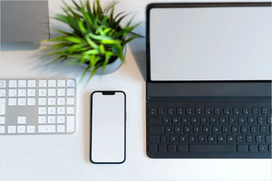 Detail Modern Office Desk Setup Flat Lay Number 8