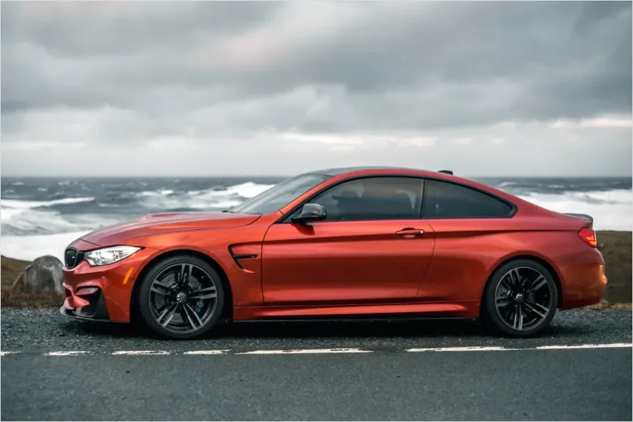 Detail Modern Sports Car Driving Fast Photo Number 6
