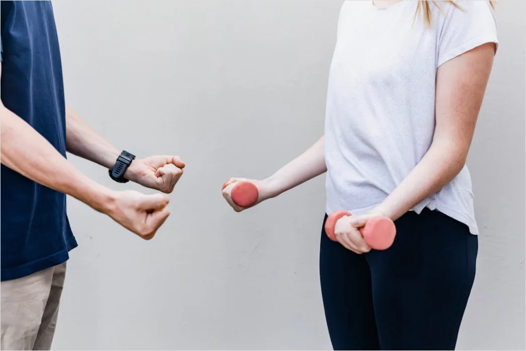 Detail Physical Therapist Guiding Patient Exercise Number 6