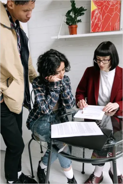 Detail Real Estate Closing Documents Table Photo Number 14