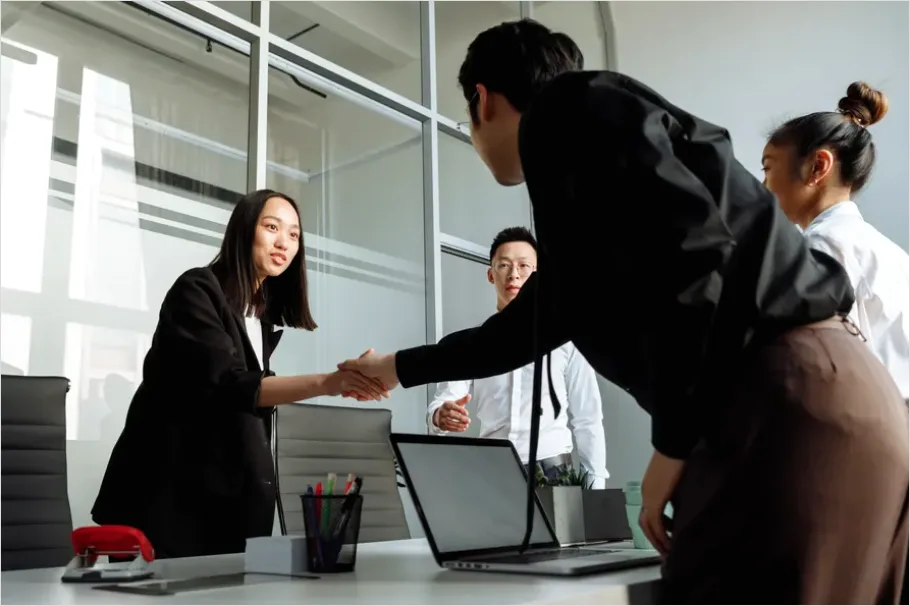 Detail Salary Negotiation Meeting Office Photo Number 12