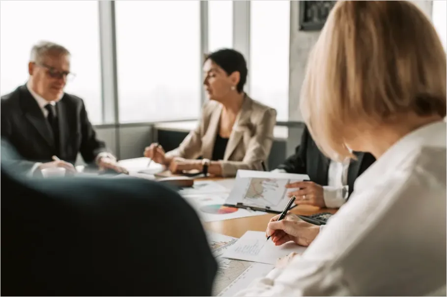 Detail Salary Negotiation Meeting Office Photo Number 15