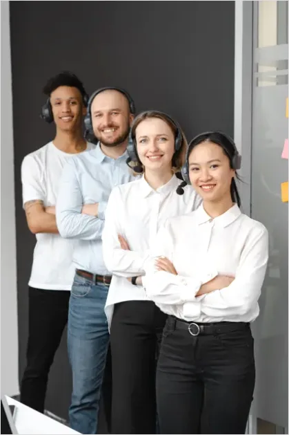 Detail Sales Team Calling Prospects Office Photo Number 6