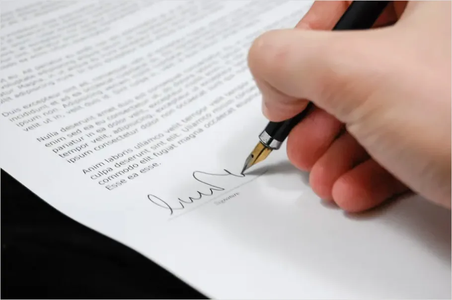 Detail Signing Business Contract Close Up Photo Number 5