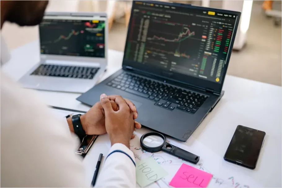 Detail Stock Market Chart On Laptop Photo Number 10