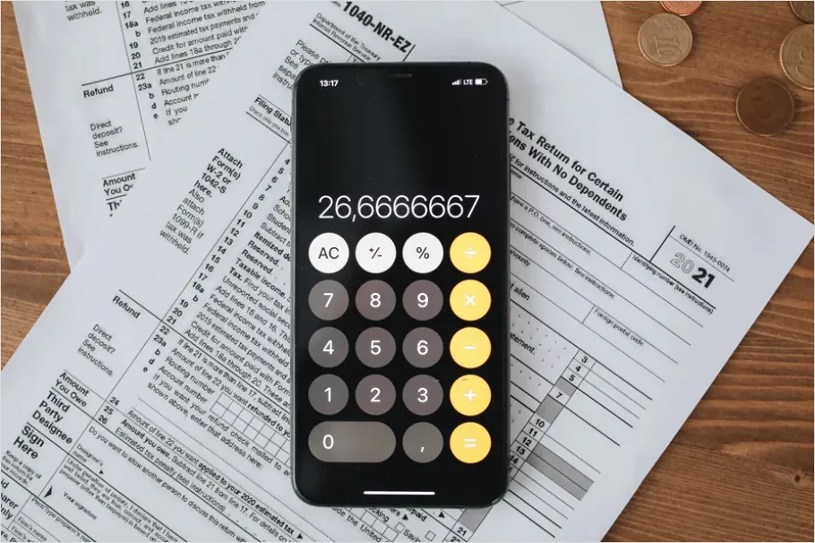 Detail Tax Documents And Calculator Flat Lay Number 5