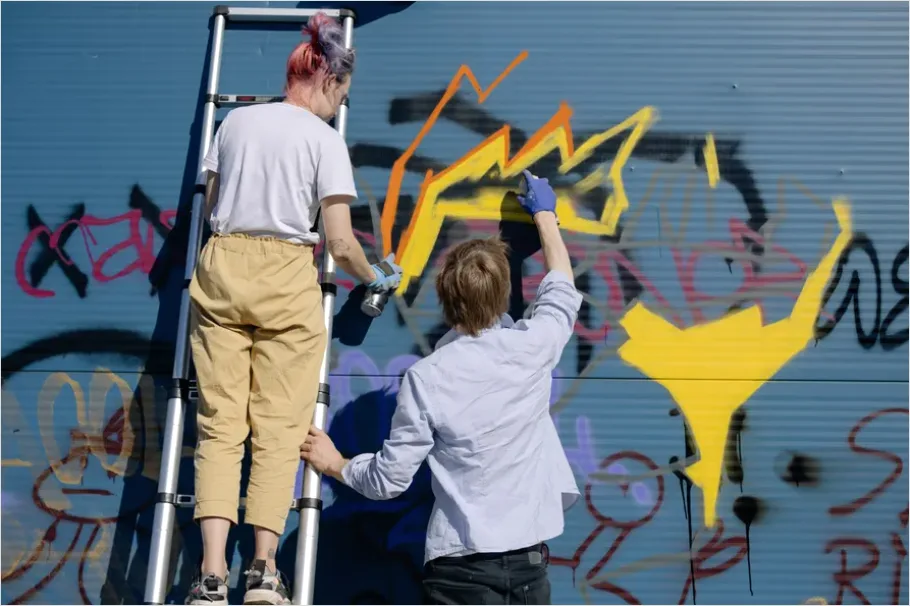 Detail Urban Mural Artist Painting Wall Number 16