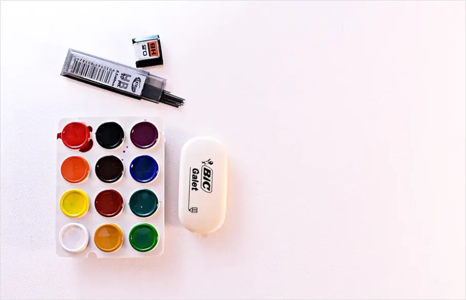 Detail Watercolor Palette And Brushes Flat Lay Number 14