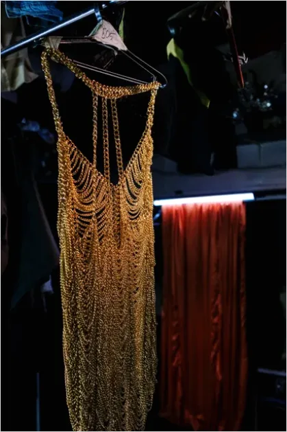Detail Backstage Theater Dressing Room Photo Number 14
