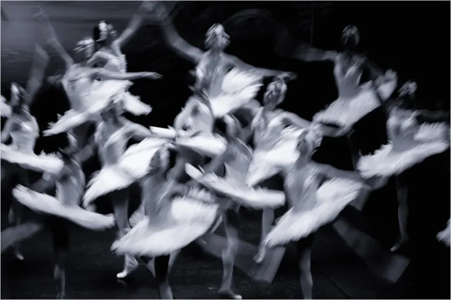 Detail Ballet Dancers On Stage Photo Number 11