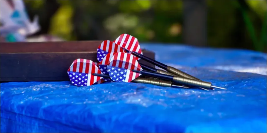 Detail Balloon Dart Game Booth Photo Number 6