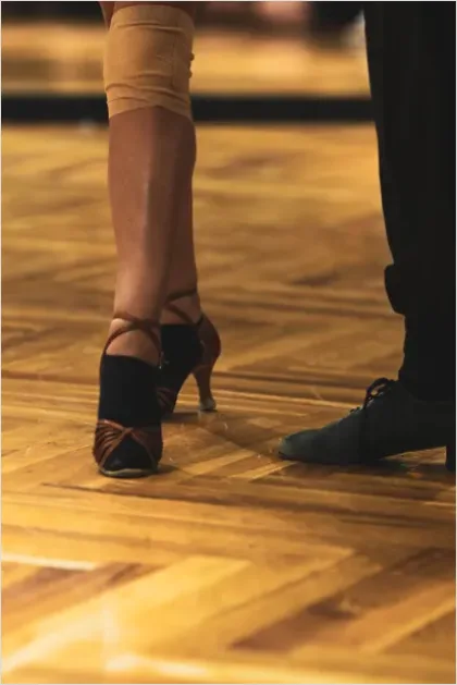 Detail Ballroom Dancers Elegant Pose Photo Number 2