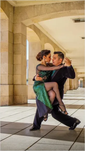 Detail Ballroom Dancers Elegant Pose Photo Number 6
