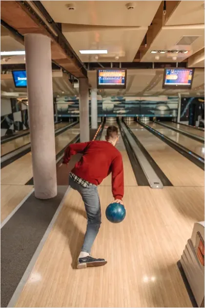 Detail Bowling Alley Lane Action Photo Number 9