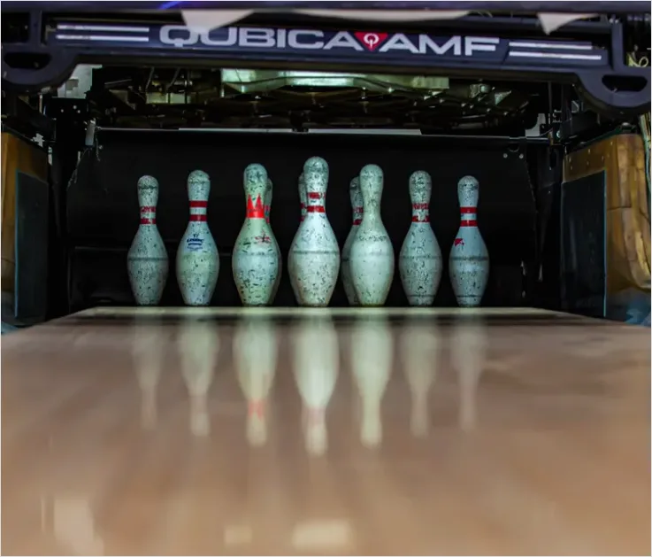 Detail Bowling Alley Lane Action Photo Number 10