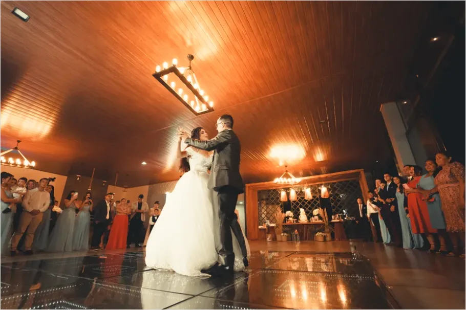 Detail Bride And Groom First Dance Photo Number 11