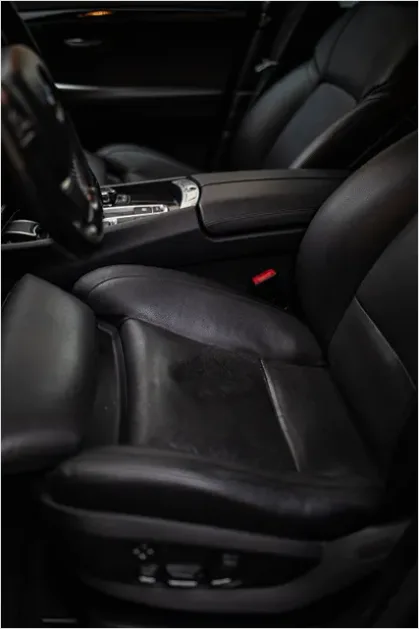 Detail Car Seat Leather Detail Photo Number 4