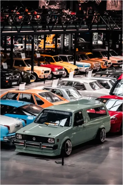 Detail Car Show Exhibition Hall Interior Number 2