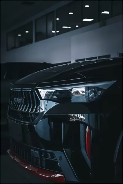 Detail Car Showroom Modern Interior Photo Number 15