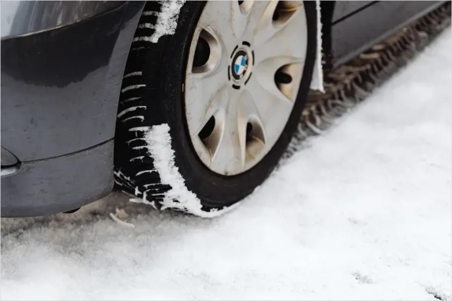 Detail Car Tire Tread Close Up Photo Number 12