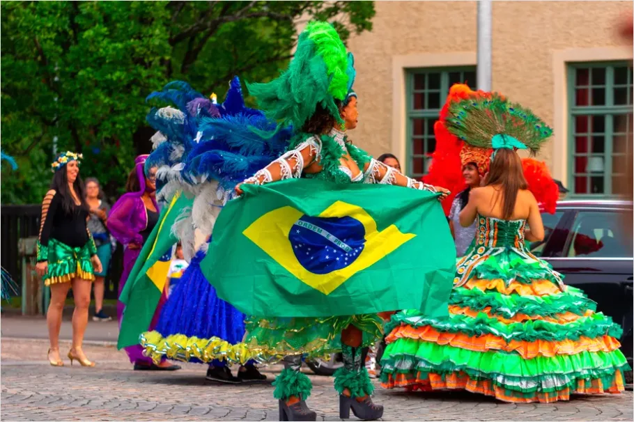 Detail Carnival Parade Dancers Photo Number 4