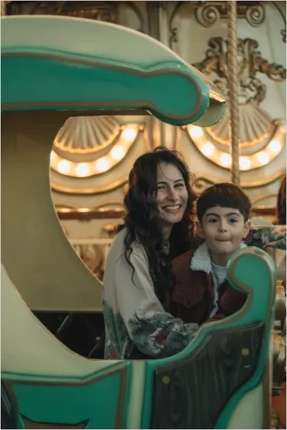 Detail Carousel Ride Family Fun Photo Number 10
