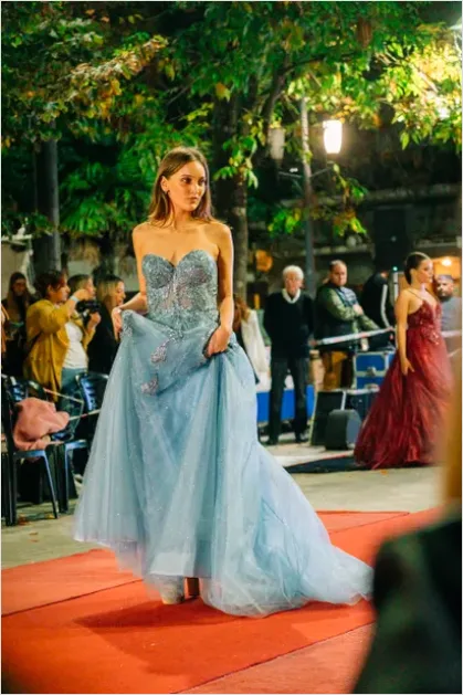 Detail Celebrity Red Carpet Arrivals Photo Number 5