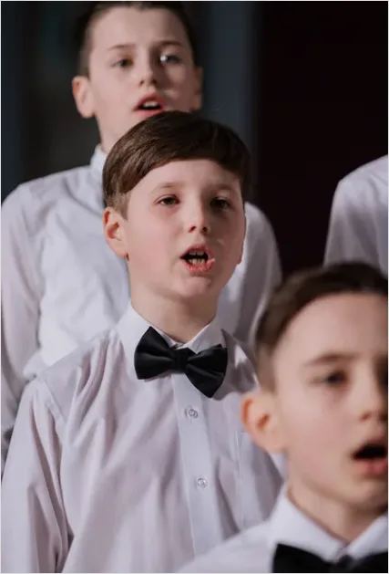 Detail Choir Singing In Concert Photo Number 16