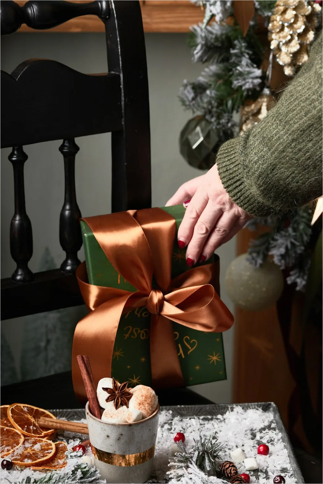 Detail Christmas Morning Gift Opening Candid Number 11