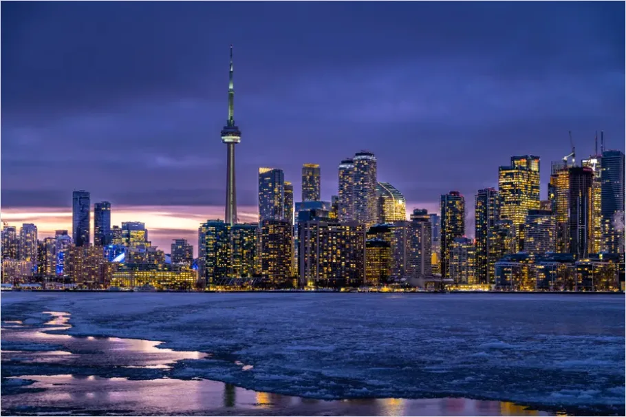 Detail City Waterfront Skyline Photo Number 14